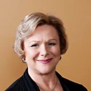 Meet your Posher, Nadia